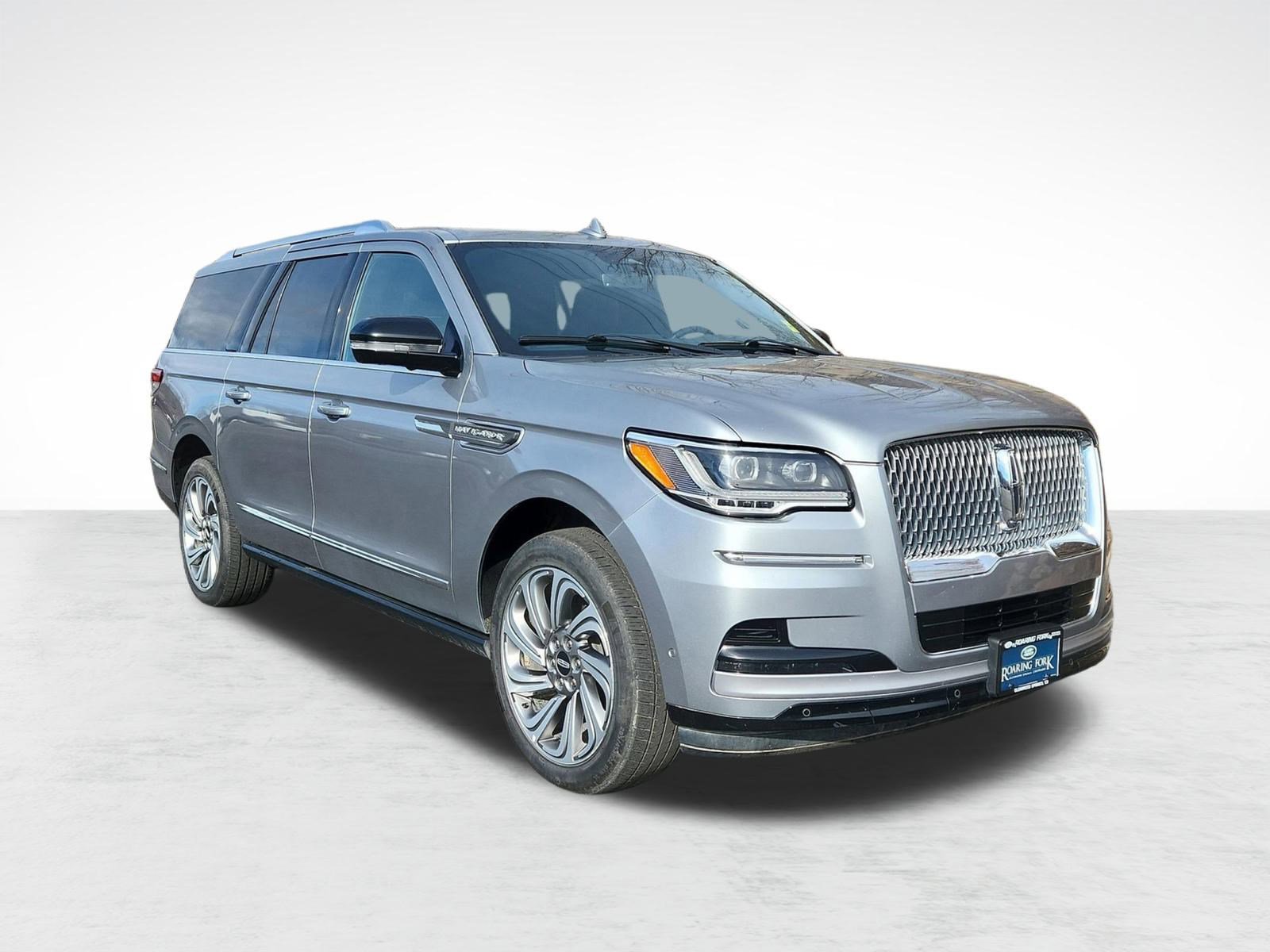 Used 2022 Lincoln Navigator L Reserve image 5