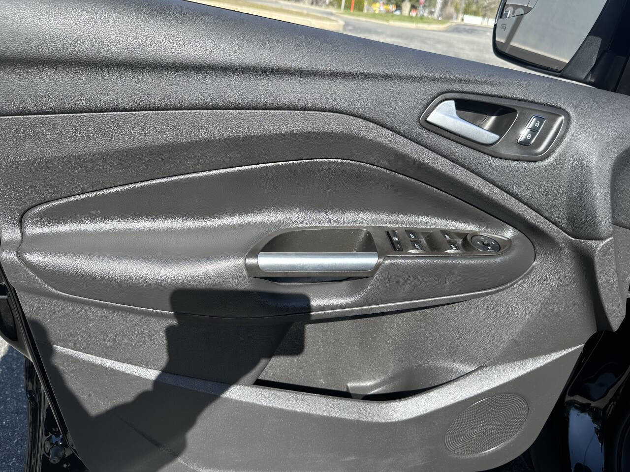 Used 2016 Ford Escape SE w/ SE Cold Weather Package image 30