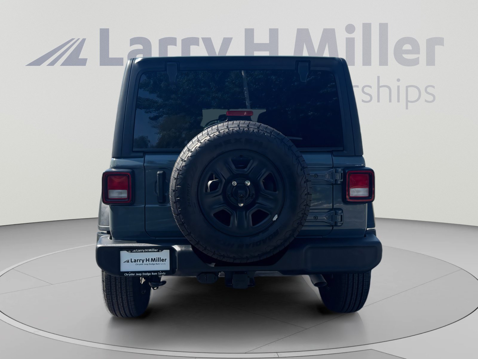 Used 2025 Jeep Wrangler Unlimited Sport AWD/4WD image 4