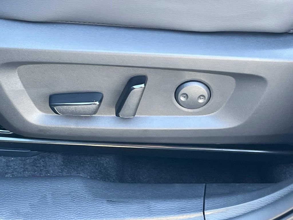 New 2026 Mitsubishi Outlander SEL FWD image 10