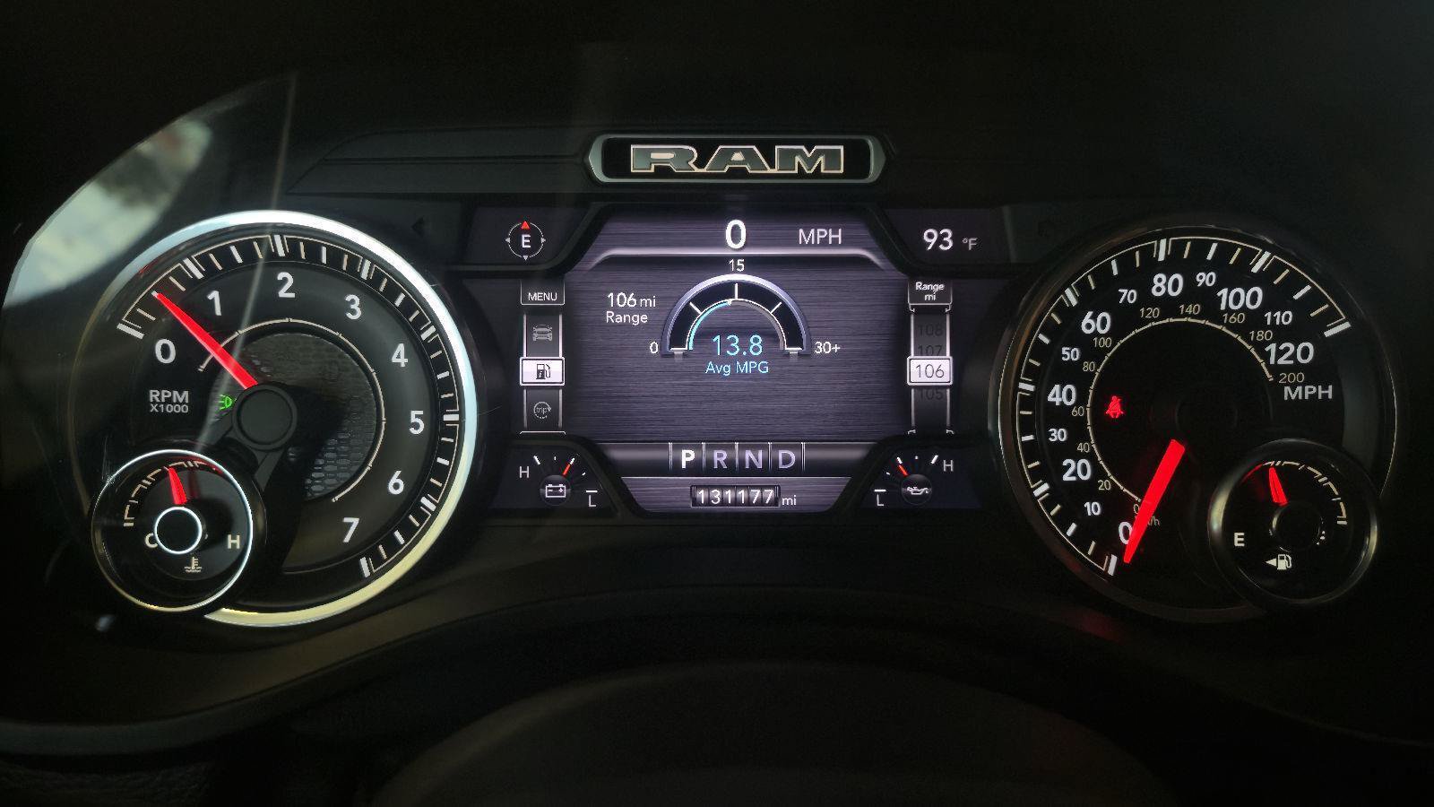 Used 2019 RAM 1500 Laramie w/ Off Road Group AWD/4WD image 15