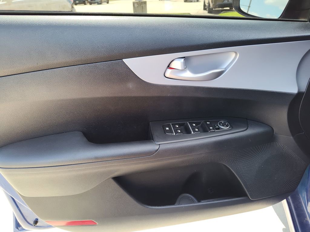 Used 2024 Kia Forte LXS FWD image 18