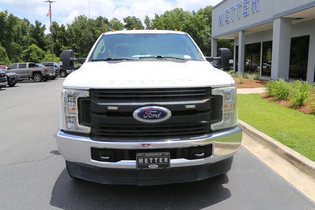 Used 2018 Ford F350 XL w/ Power Equipment Group AWD/4WD image 3