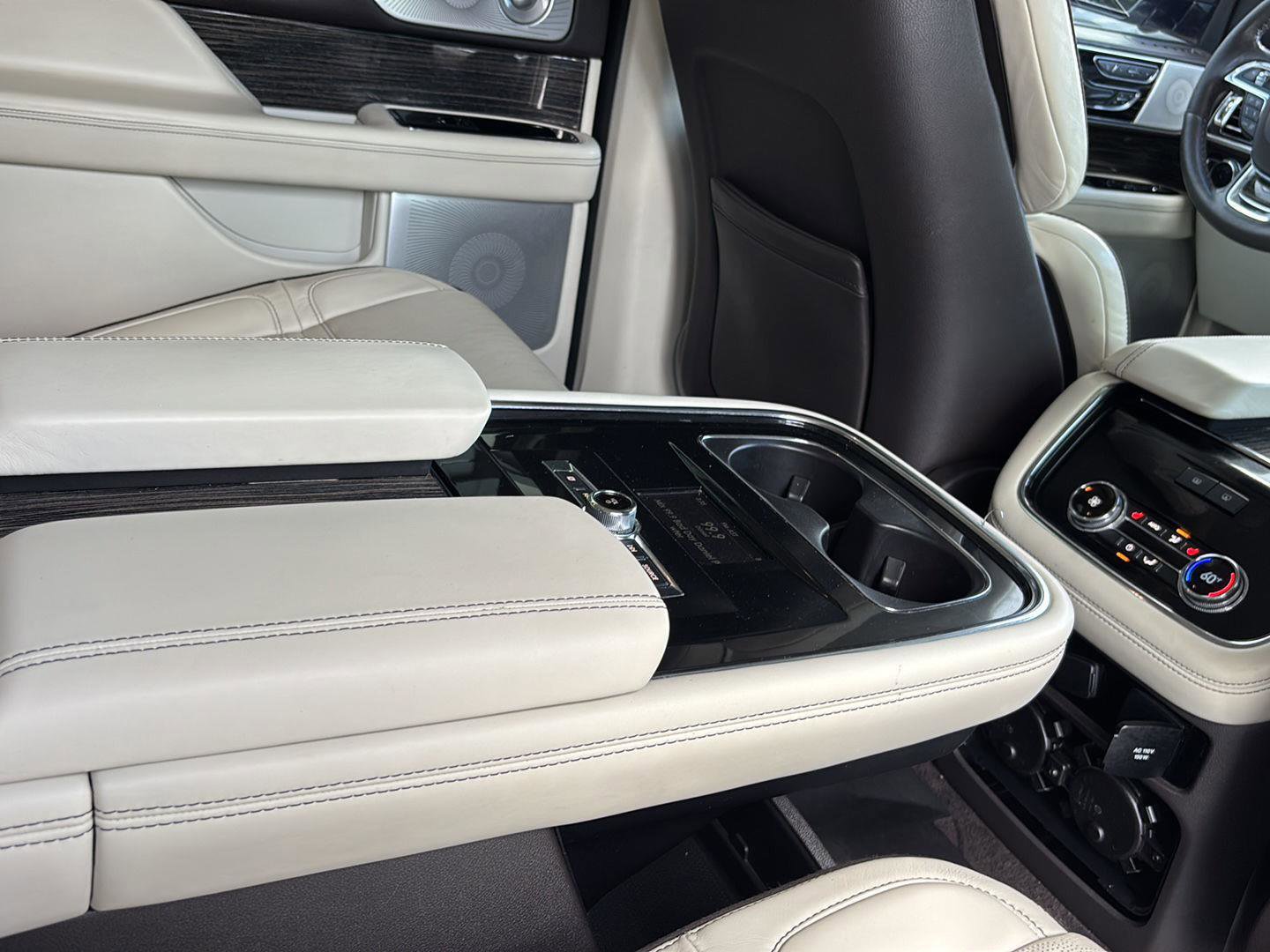 Used 2019 Lincoln Navigator L Black Label w/ Cargo Package image 29