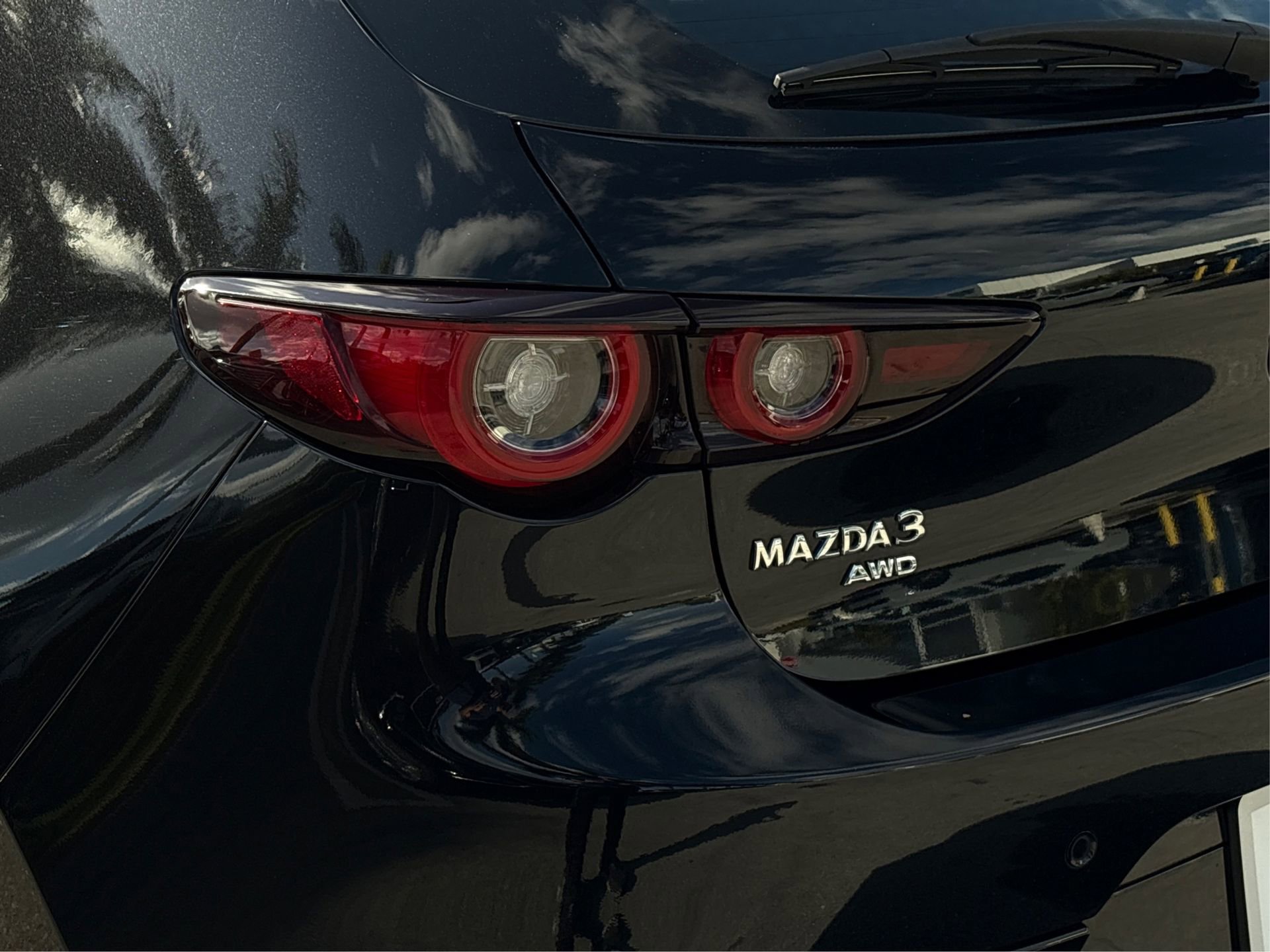 Used 2023 MAZDA MAZDA3 Hatchback w/ Appearance Package image 15