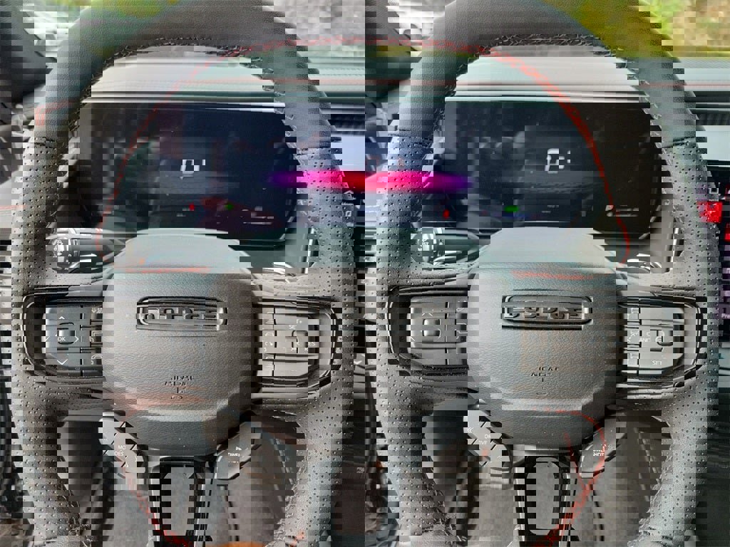 Used 2025 Dodge Charger Daytona Scat Pack w/ Track Pack image 26