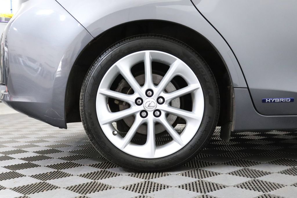 Used 2012 Lexus CT 200h Premium w/ Leather Pkg image 6