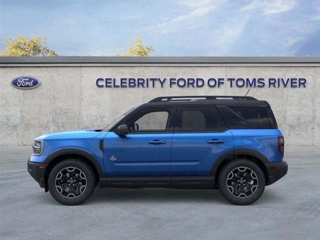 New 2025 Ford Bronco Sport Outer Banks image 3