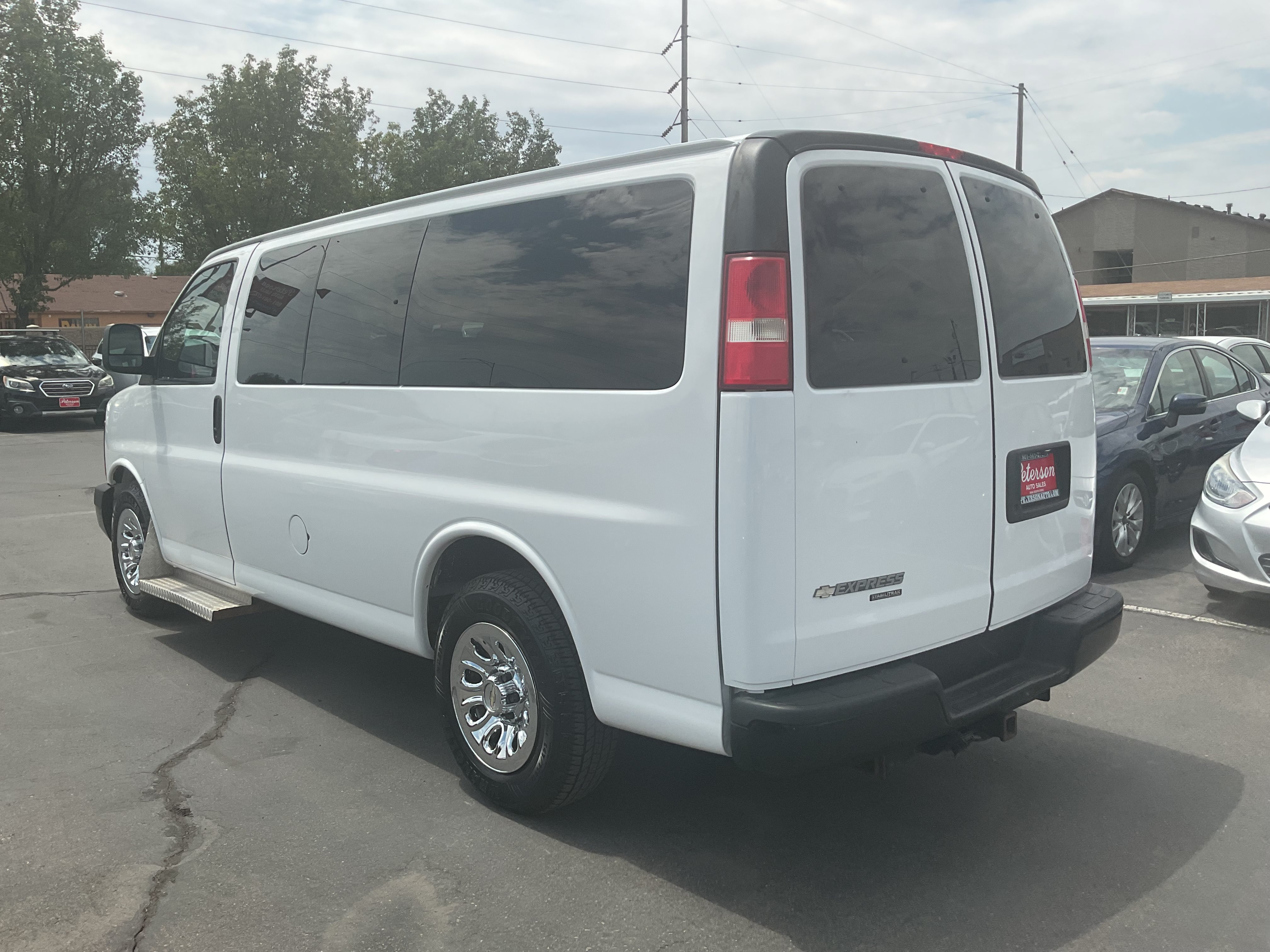 Used 2012 Chevrolet Express 1500 LS w/ Power Package AWD/4WD image 7