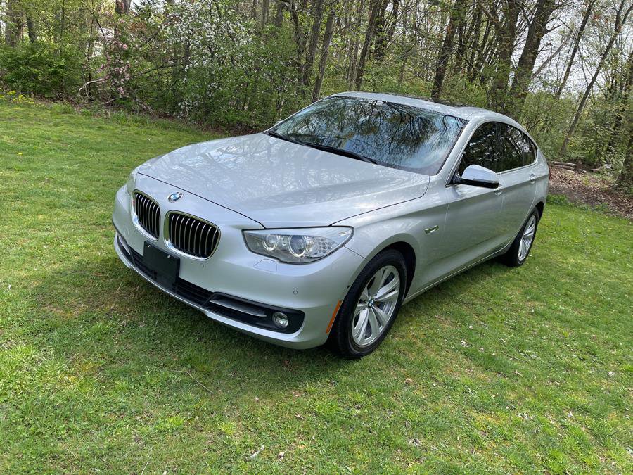 Used 2017 BMW 535i Gran Turismo image 13