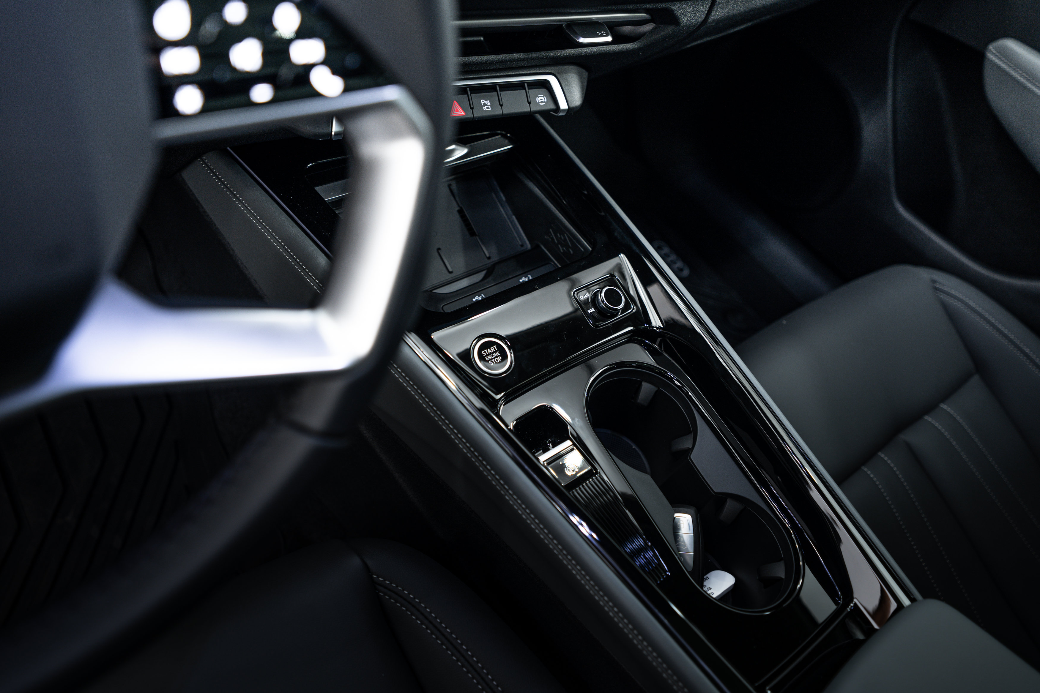 New 2026 Audi Q3 quattro 2.0T AWD/4WD image 10