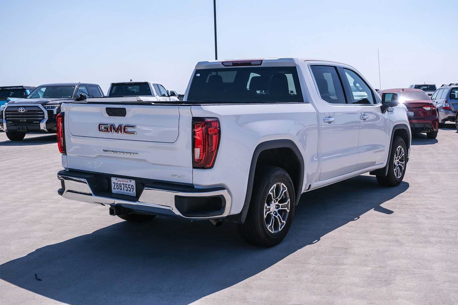 Used 2025 GMC Sierra 1500 SLT RWD image 4