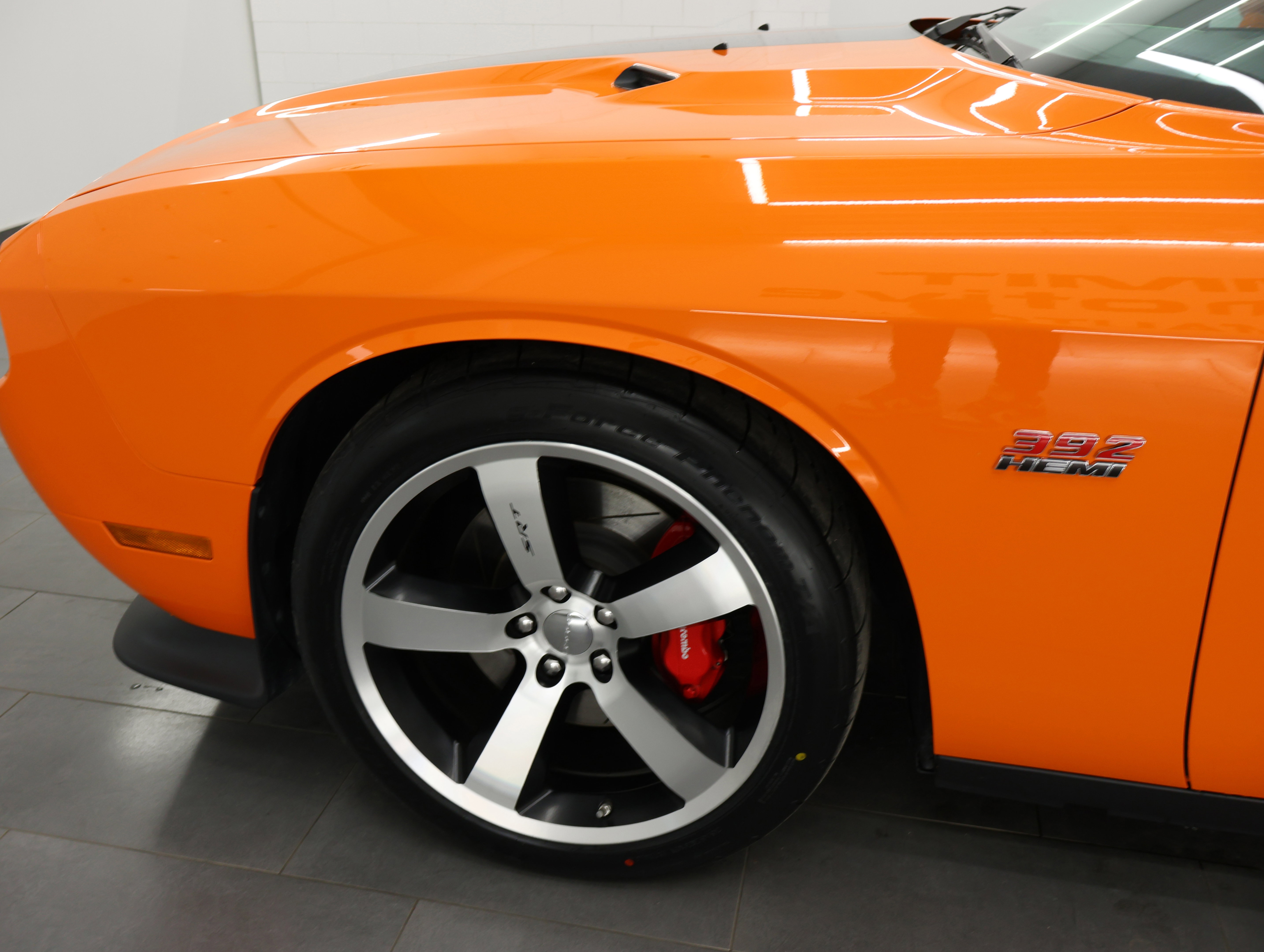 Used 2014 Dodge Challenger SRT8 image 33