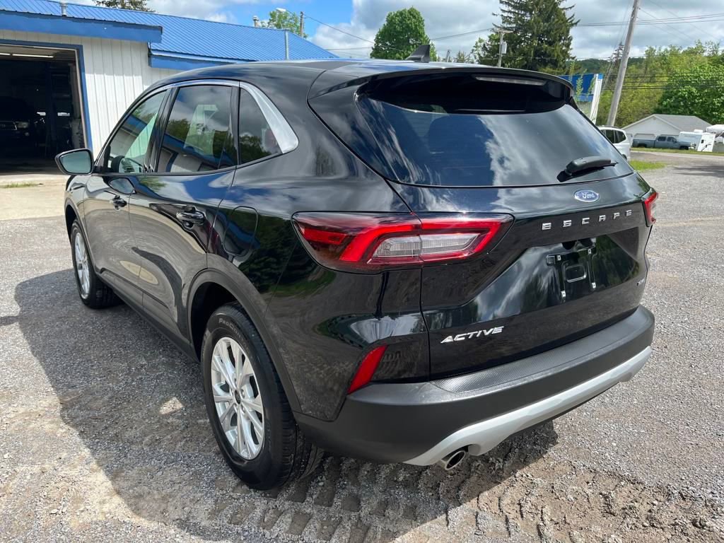 Used 2024 Ford Escape Active image 13
