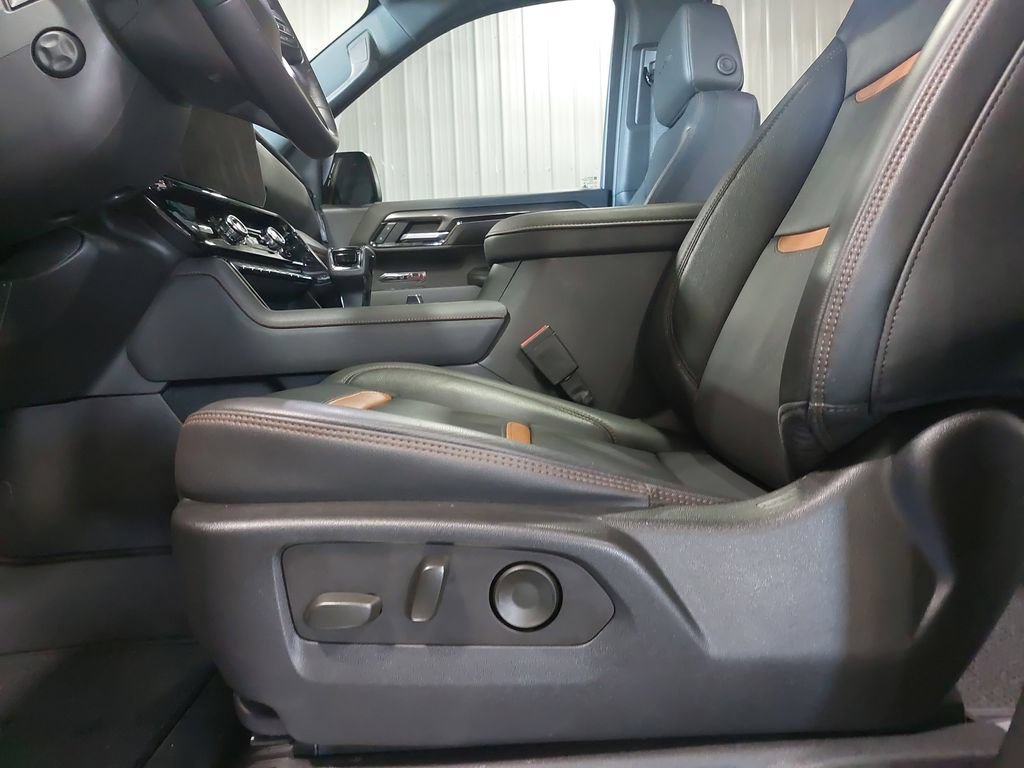 Used 2022 GMC Sierra 1500 AT4 w/ AT4 Premium Package AWD/4WD image 29