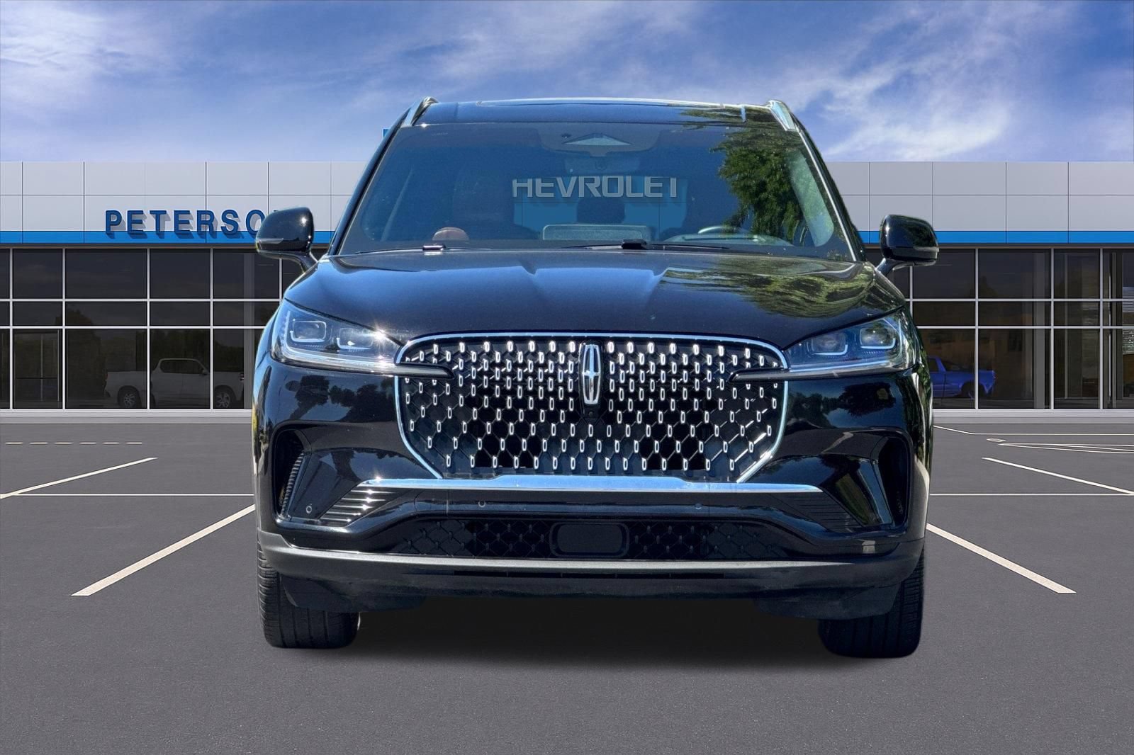 Used 2025 Lincoln Aviator Reserve AWD/4WD image 9