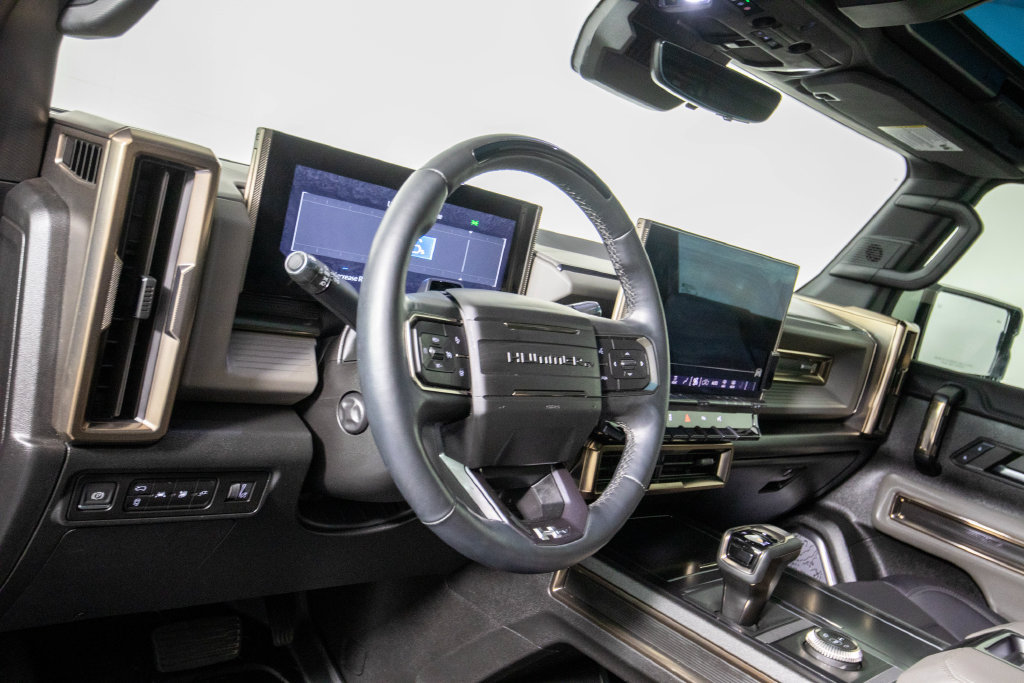Used 2024 GMC Hummer EV 3X AWD/4WD image 18