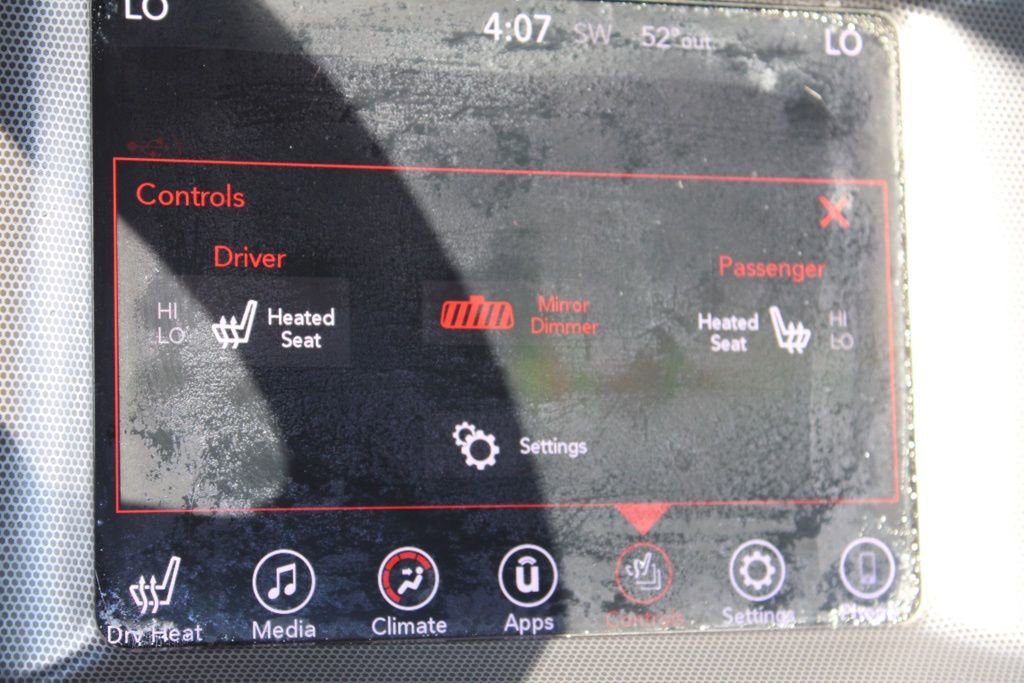 Used 2017 Dodge Charger R/T image 31