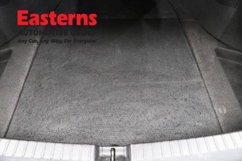 Used 2019 Acura TLX image 9