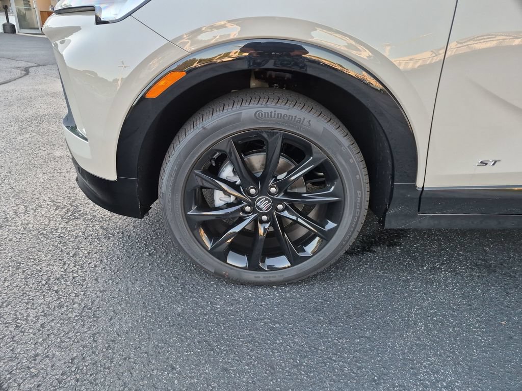 New 2026 Buick Encore GX Sport Touring w/ Studio Series AWD/4WD image 14