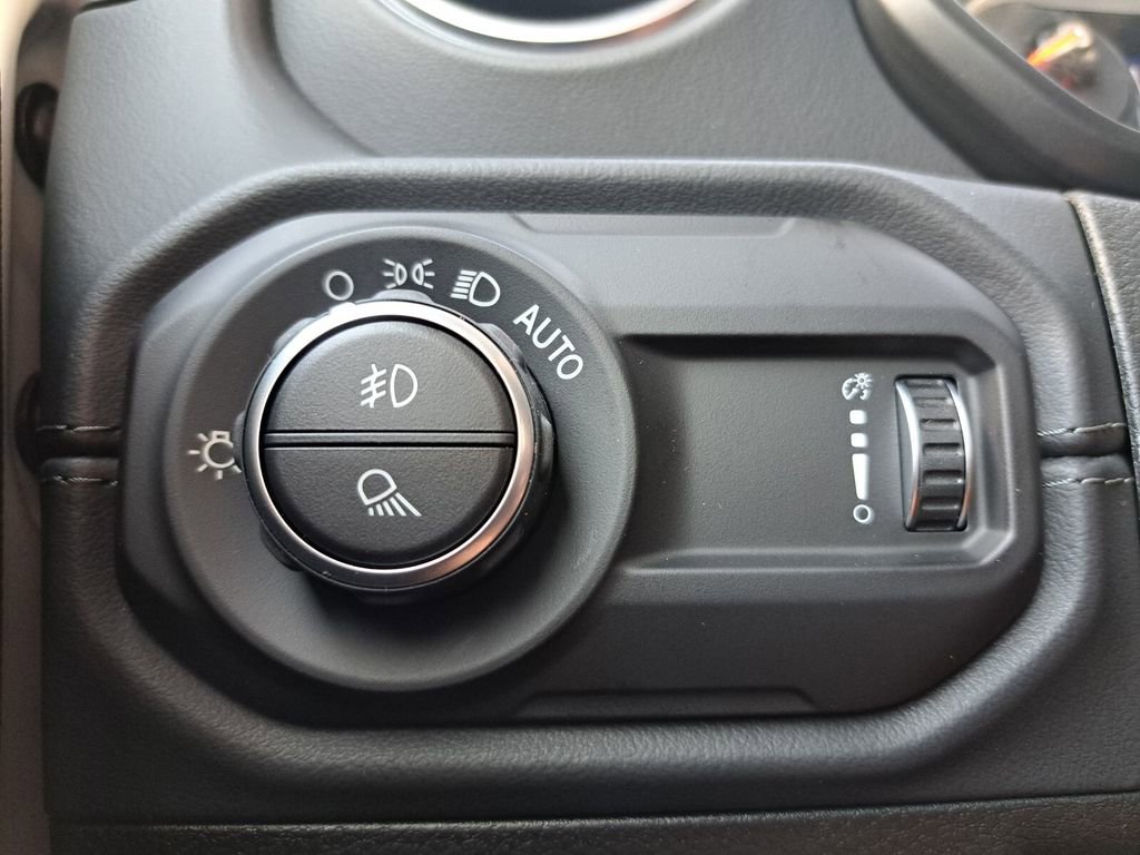 New 2026 Jeep Gladiator Sport AWD/4WD image 15