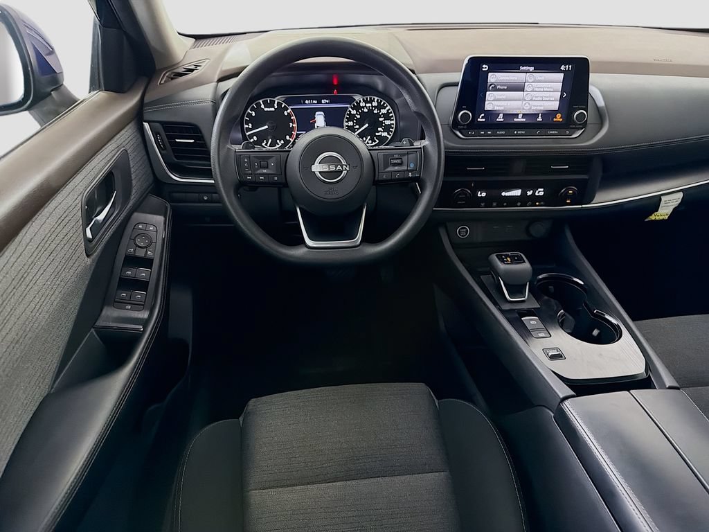 Used 2023 Nissan Rogue SV FWD image 24
