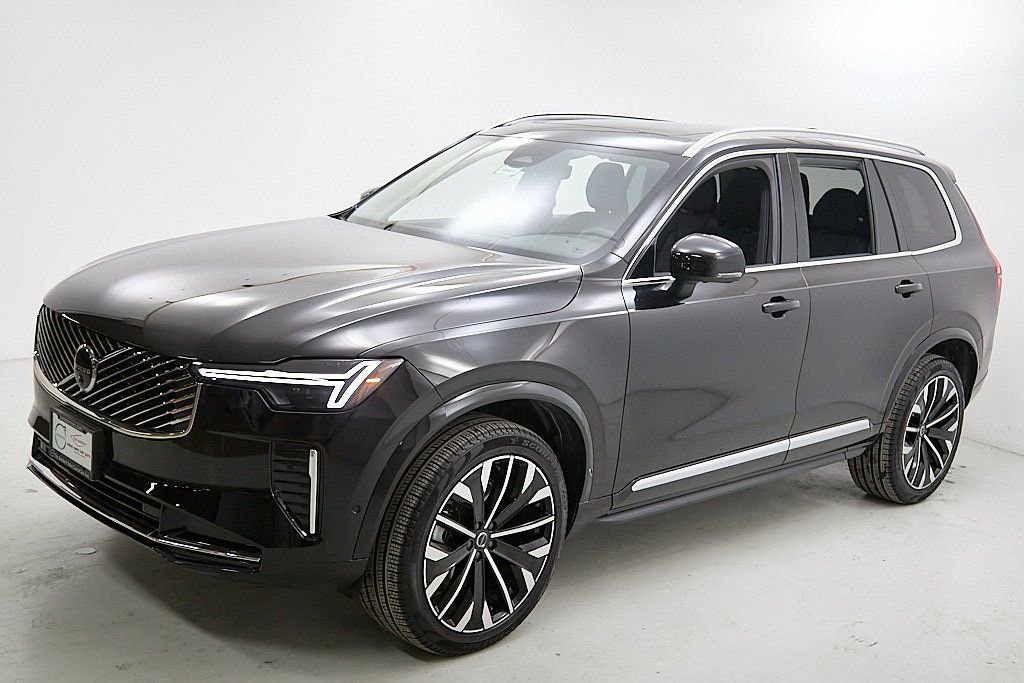 New 2026 Volvo XC90 B6 Plus w/ Protection Package Premier image 6