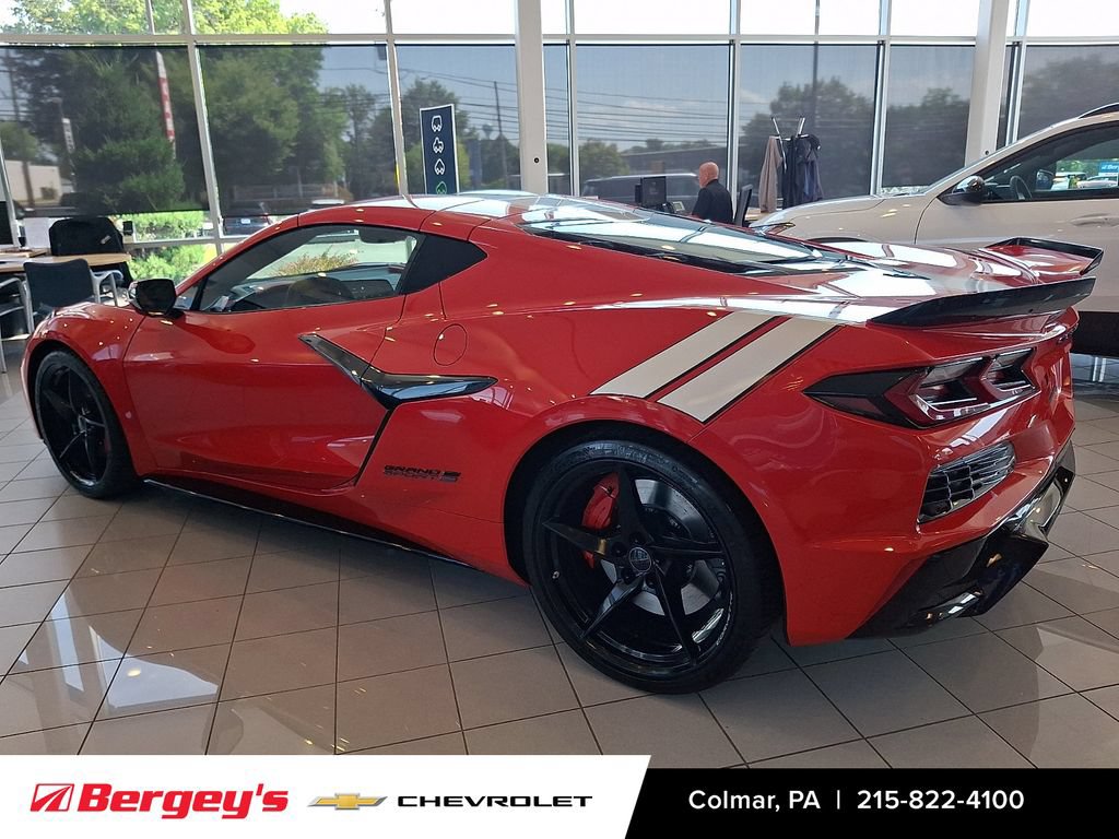 New 2027 Chevrolet Corvette Grand Sport w/ Z52 Sport Performance Package RWD image 4