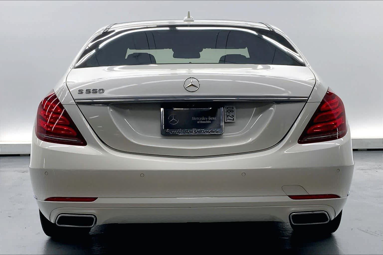 Used 2017 Mercedes-Benz S 550 Sedan image 3