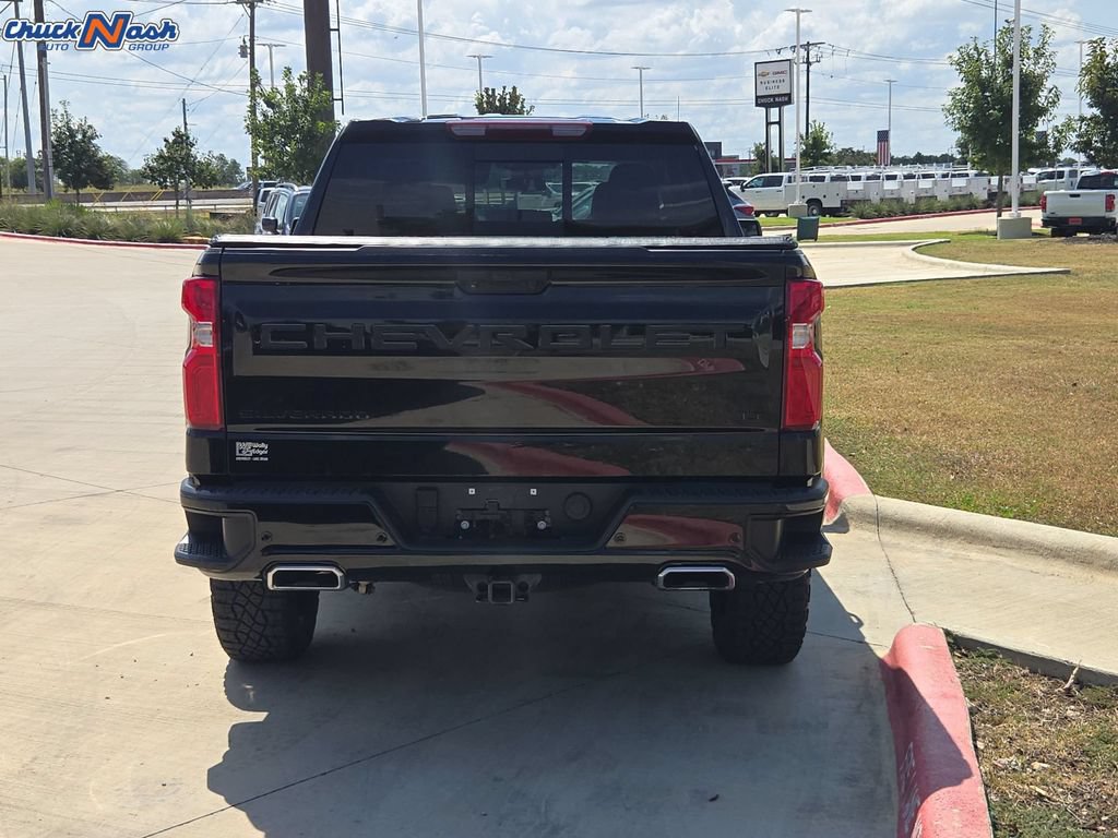Used 2023 Chevrolet Silverado 1500 LT Trail Boss w/ LT Trail Boss Premium Package AWD/4WD image 5