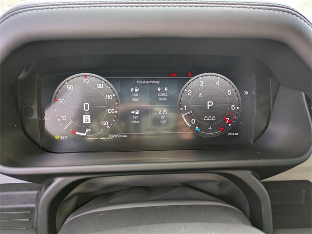 Used 2024 Land Rover Defender 110 X-Dynamic SE image 30
