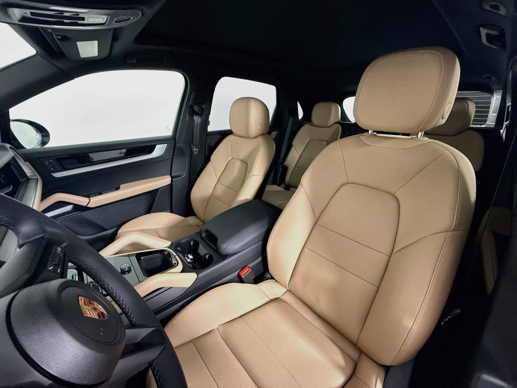 New 2026 Porsche Cayenne AWD/4WD image 5