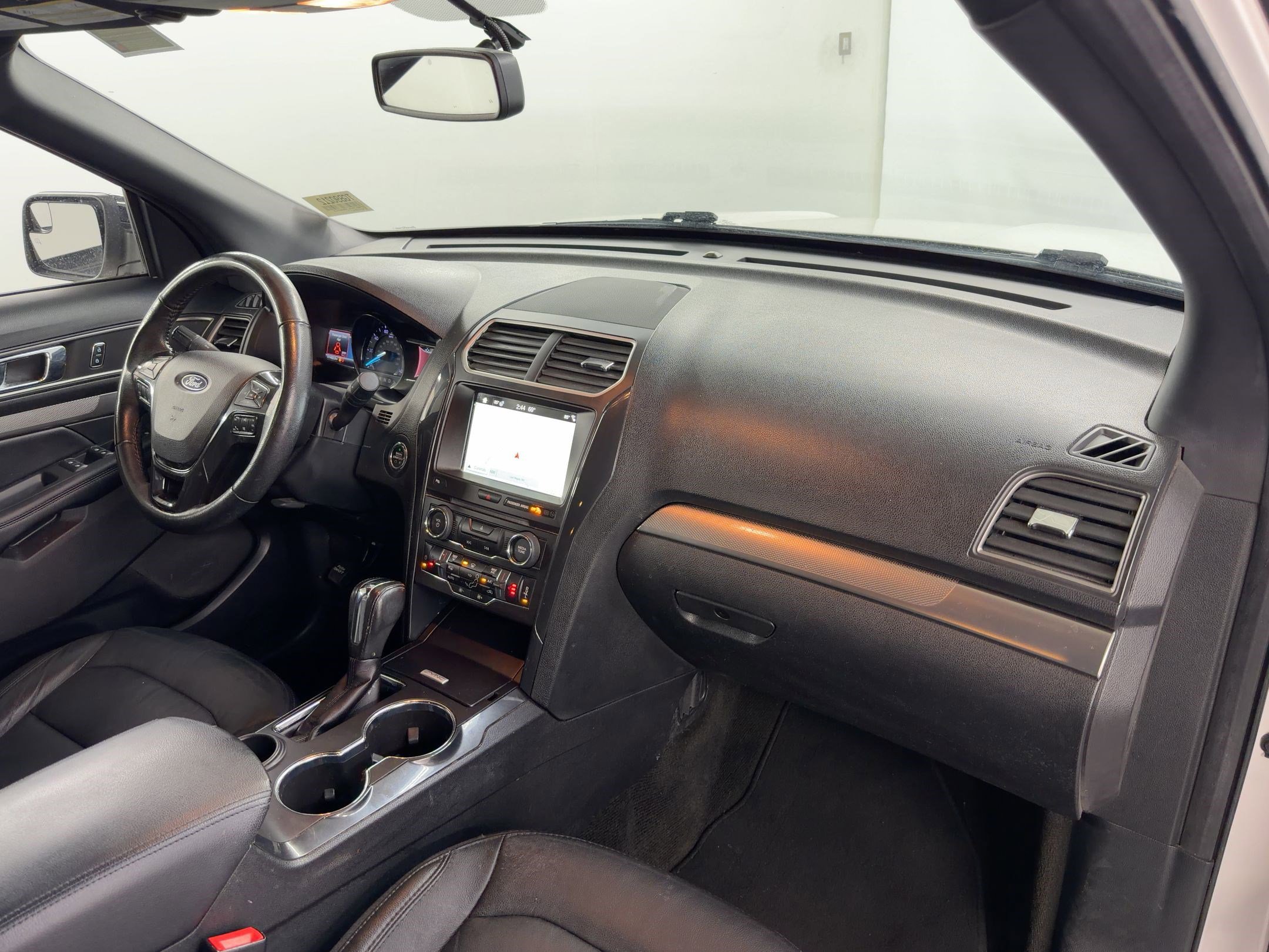 Used 2018 Ford Explorer XLT w/ Equipment Group 202A image 36