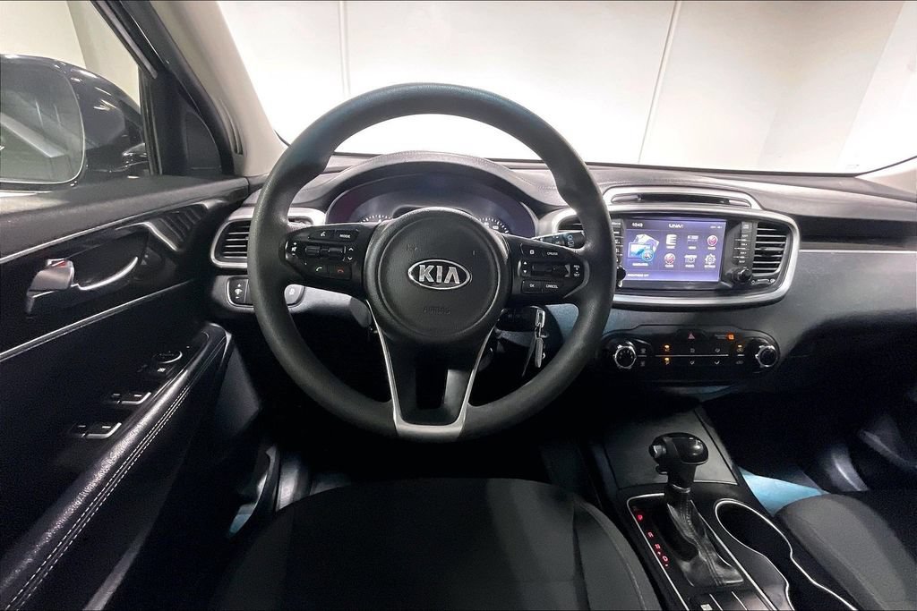 Used 2016 Kia Sorento L FWD image 6