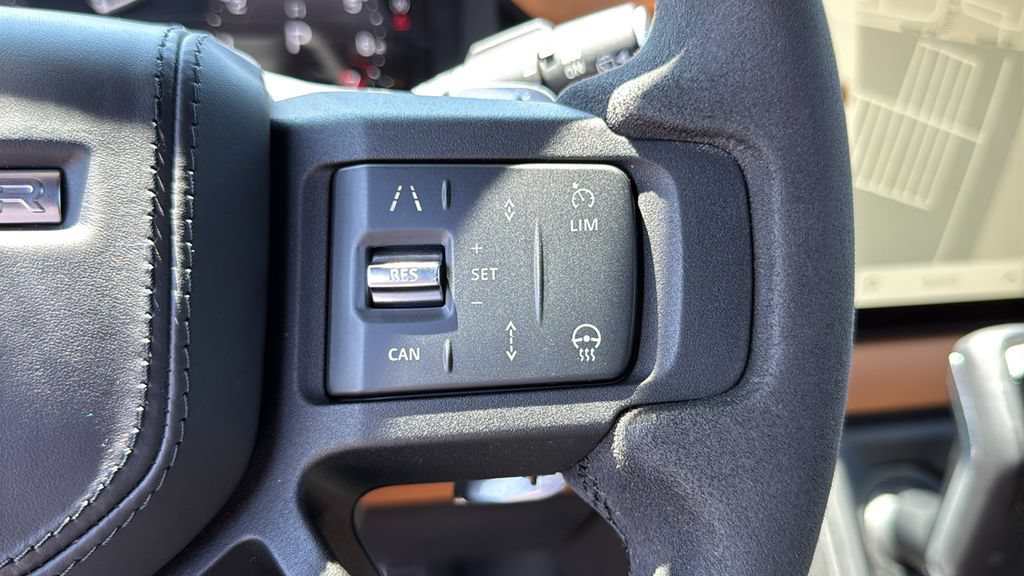 Certified 2024 Land Rover Defender 130 V8 AWD/4WD image 14