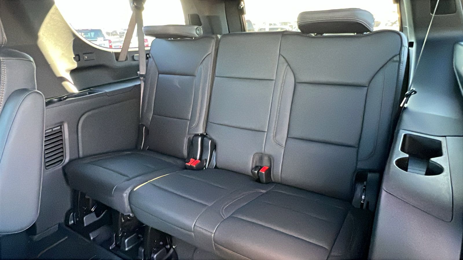 New 2026 Chevrolet Suburban High Country image 16