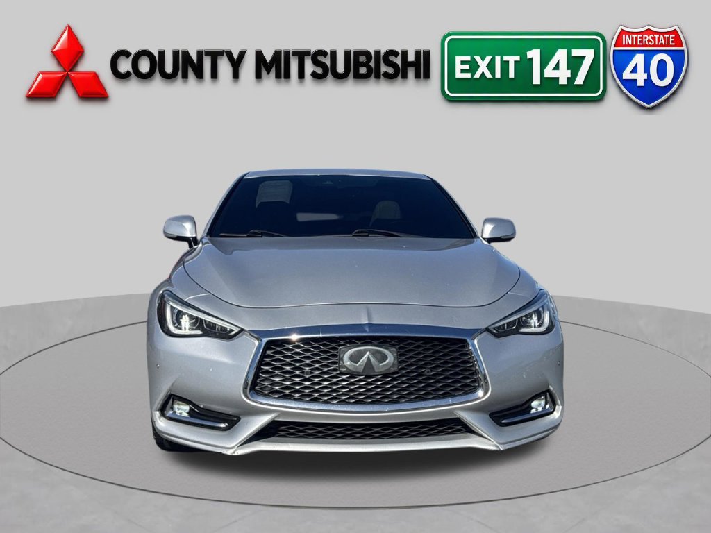Used 2017 INFINITI Q60 3.0t w/ Premium Plus Package 3.0T RWD image 2