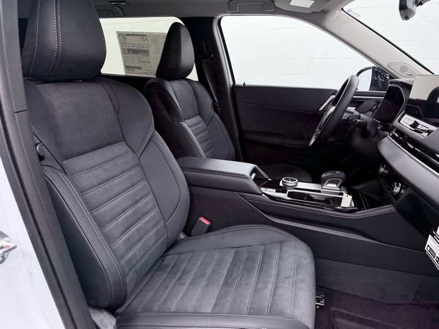 New 2026 Mitsubishi Outlander AWD image 25