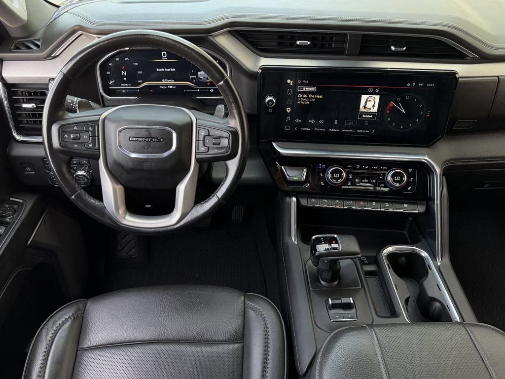 Used 2023 GMC Sierra 1500 Denali w/ Denali Reserve Package AWD/4WD image 12
