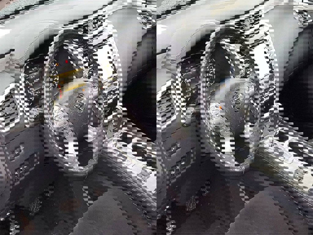 Used 2018 Nissan Murano SL image 10