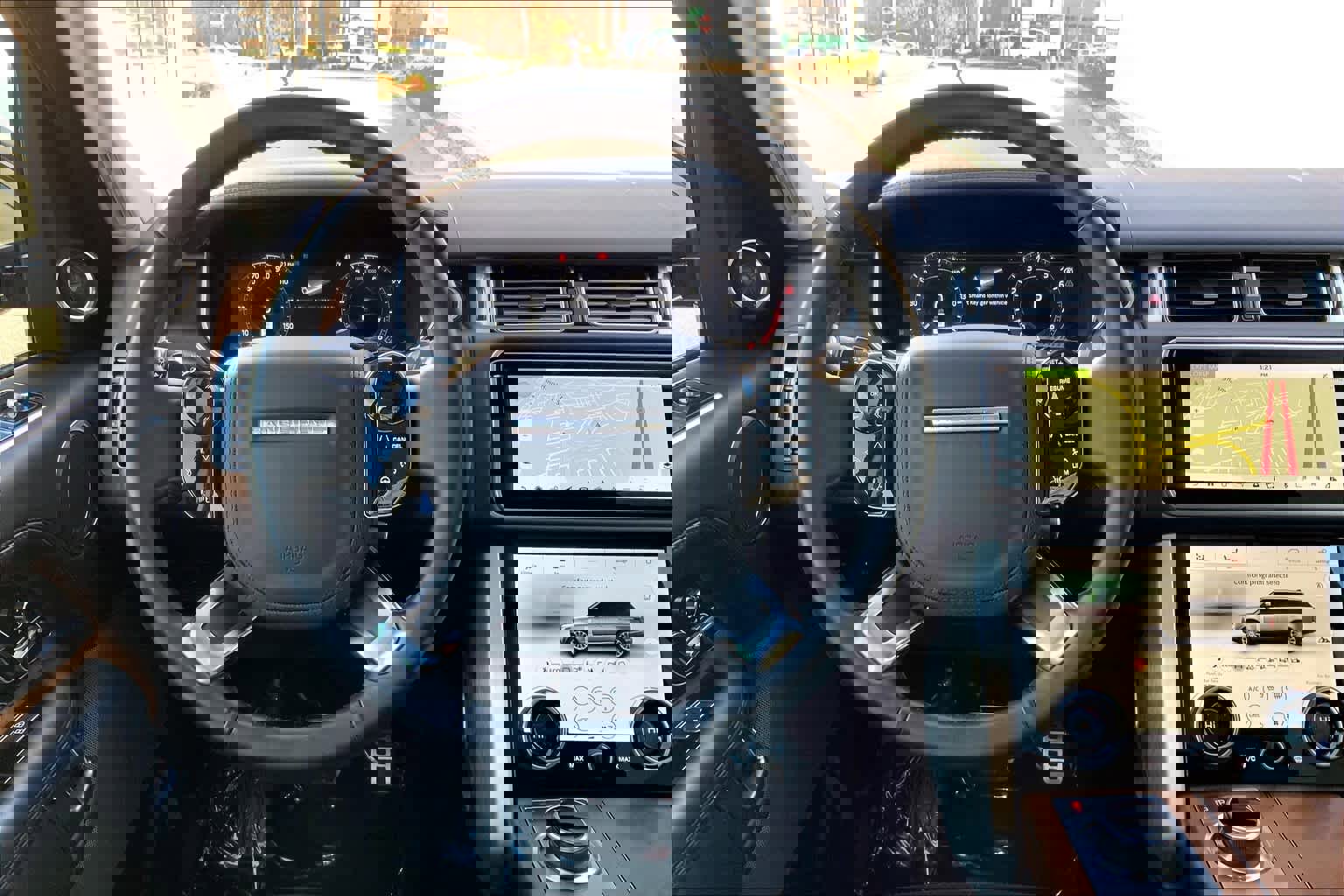 Used 2022 Land Rover Range Rover Westminster Edition image 6