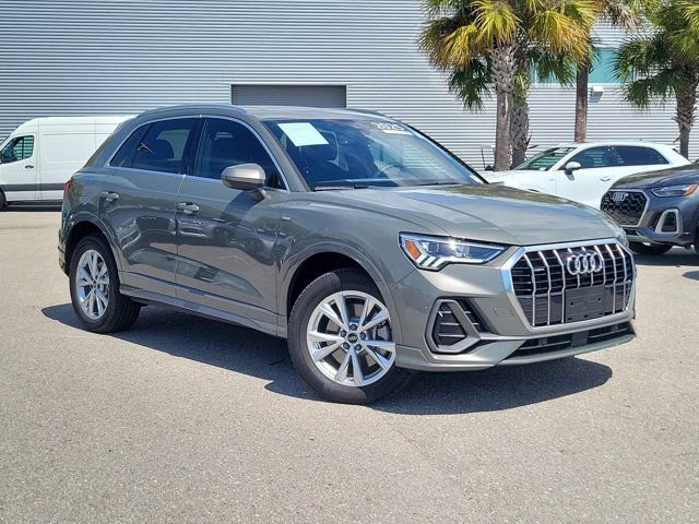 Certified 2025 Audi Q3 2.0T Premium Plus image 32