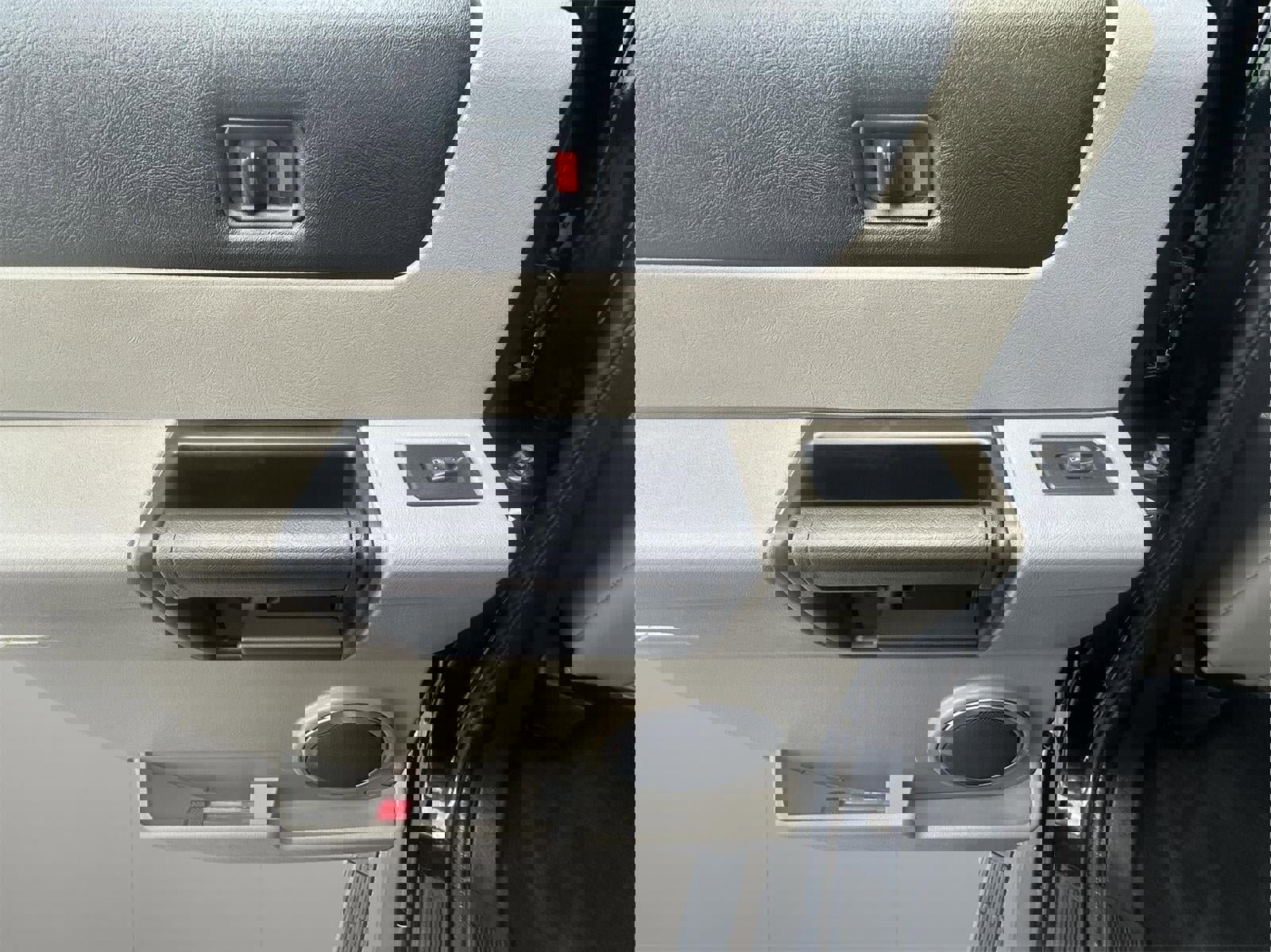 Used 2005 HUMMER H2 SUT AWD/4WD image 35