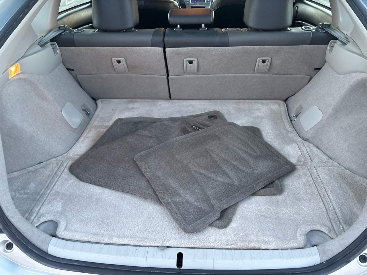 Used 2015 Toyota Prius Four image 24