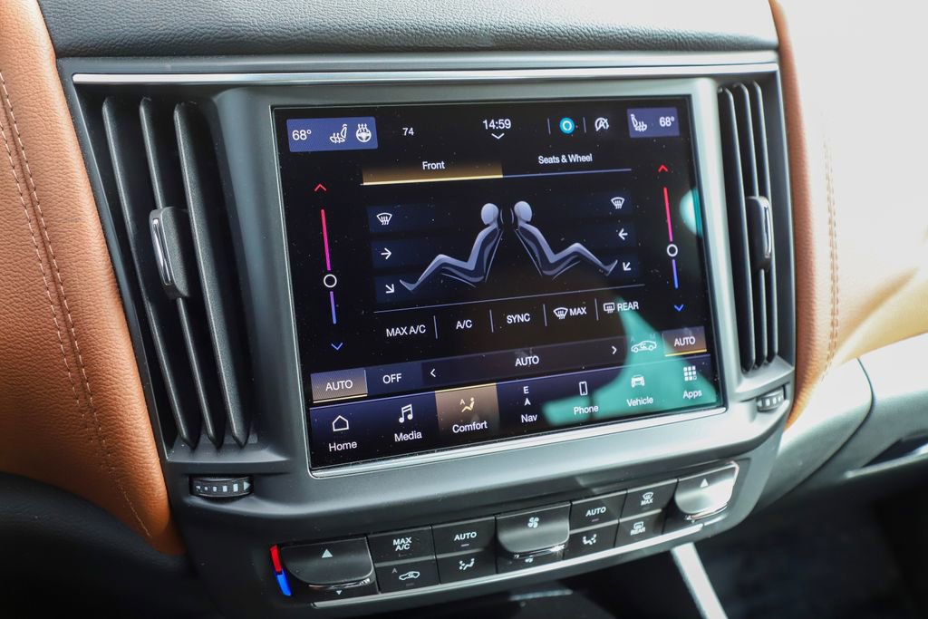 Used 2022 Maserati Levante GT image 18