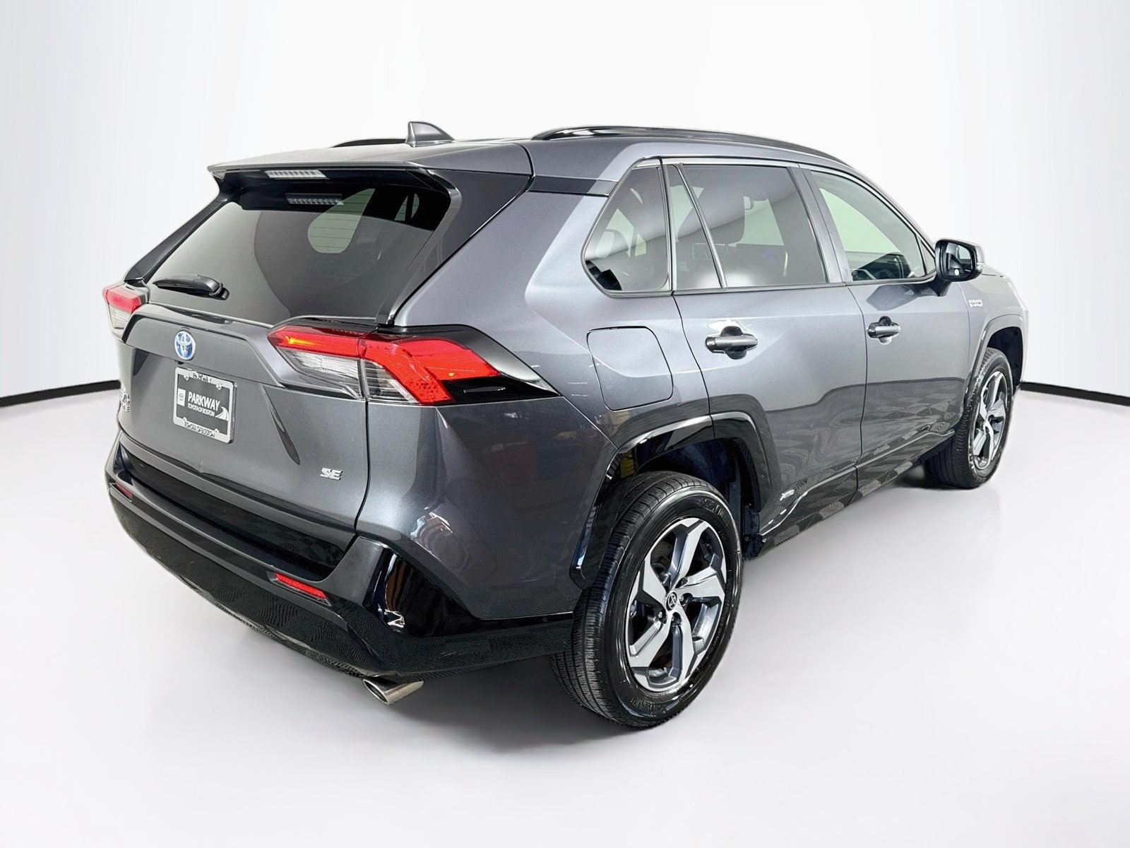 Used 2023 Toyota RAV4 SE w/ Weather & Moonroof Package AWD/4WD image 7