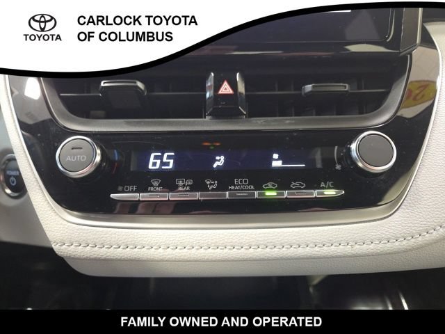 Used 2025 Toyota Corolla SE w/ Convenience Package FWD image 27