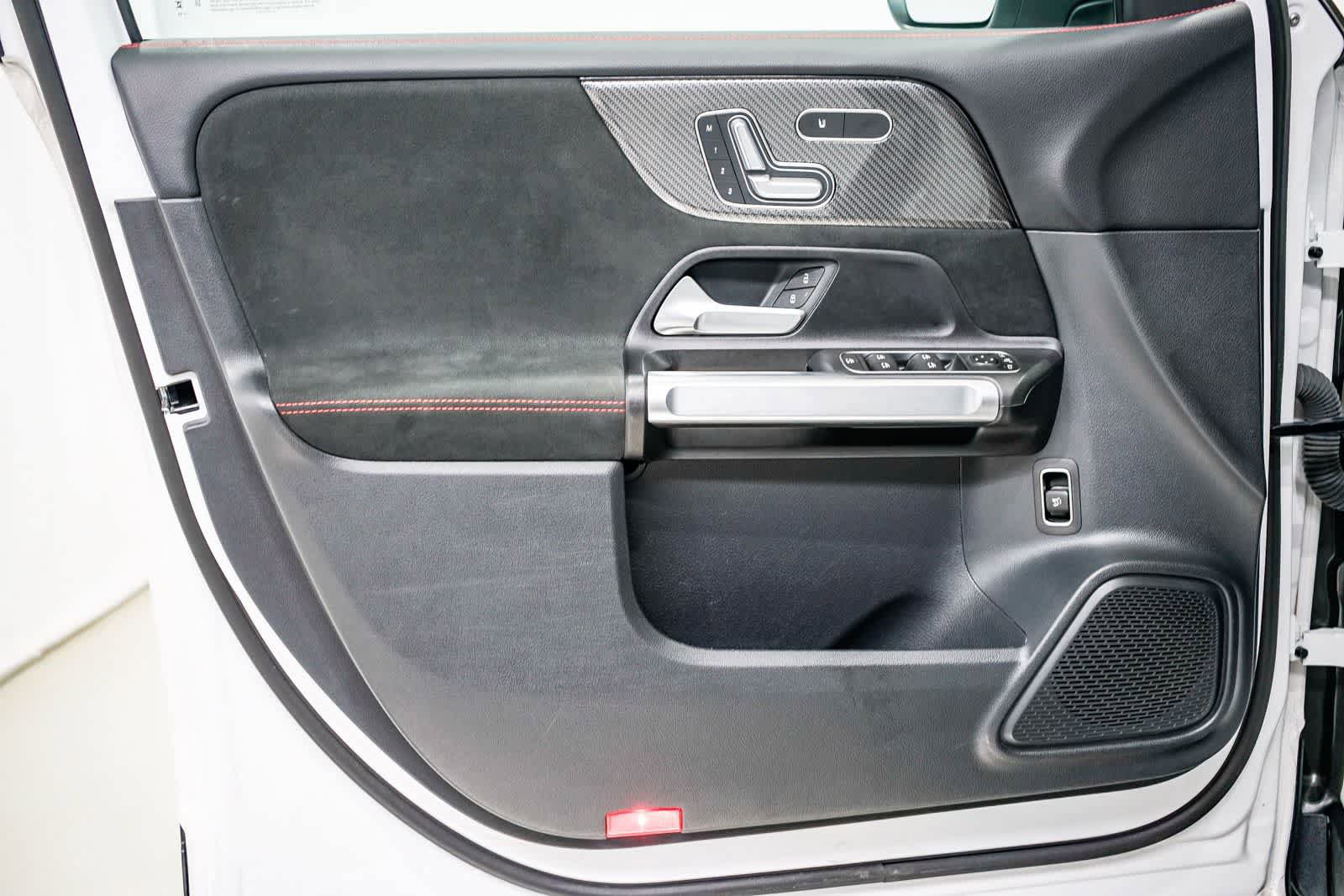 Certified 2023 Mercedes-Benz GLB 250 image 18