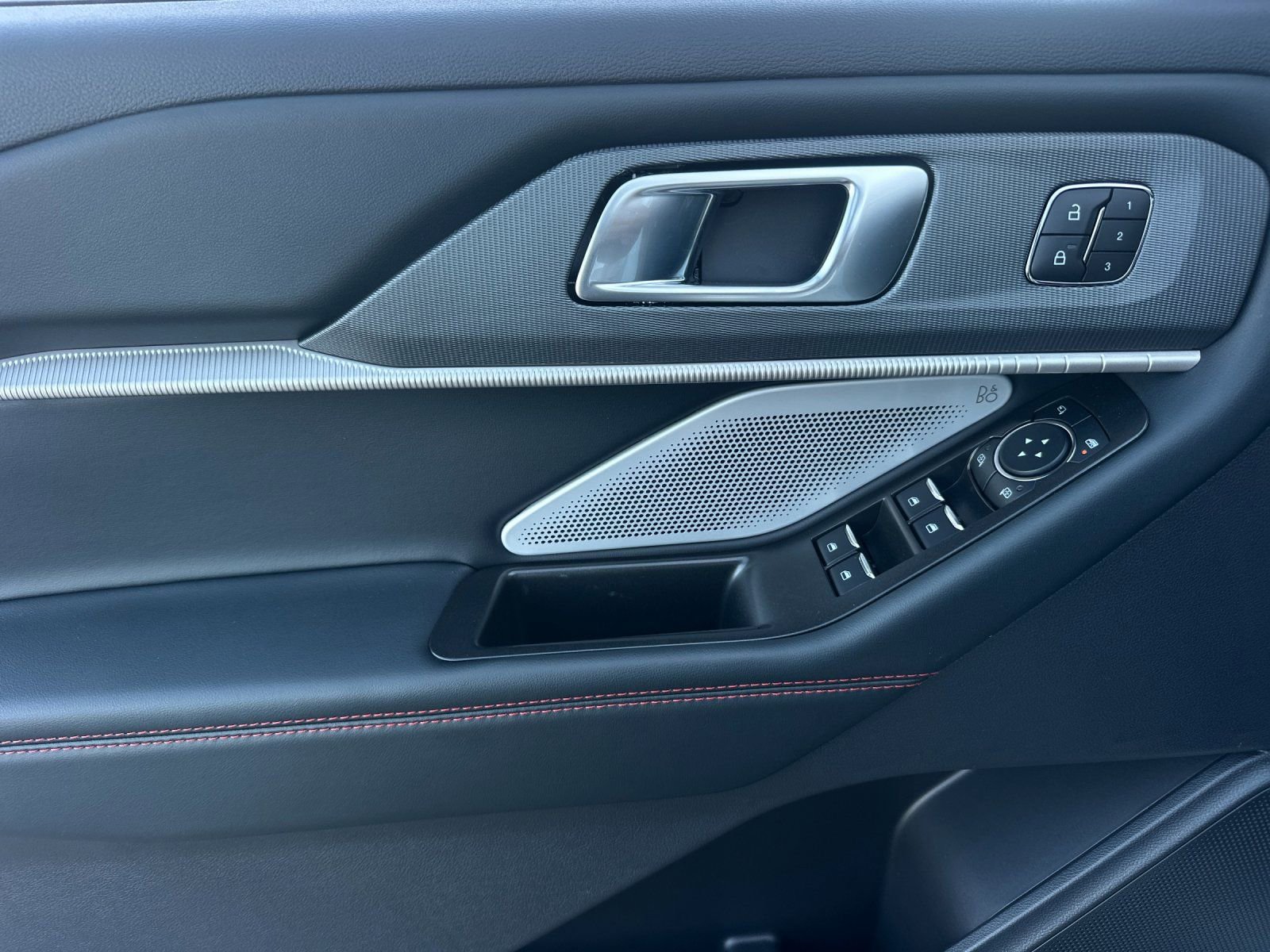 New 2026 Ford Explorer ST w/ Sun And Sound Package image 11