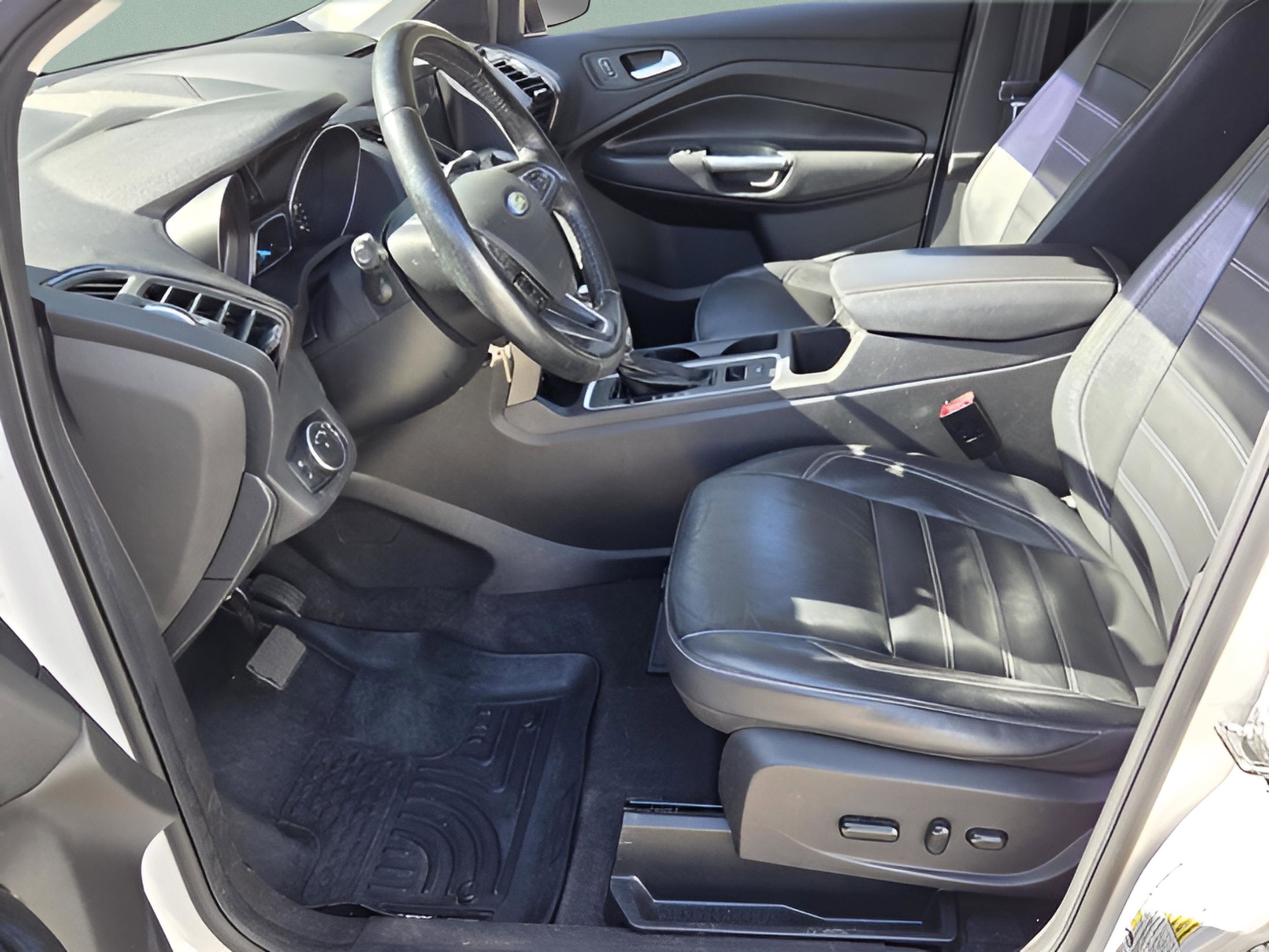 Used 2018 Ford Escape SEL w/ Ford Safe & Smart Package image 21